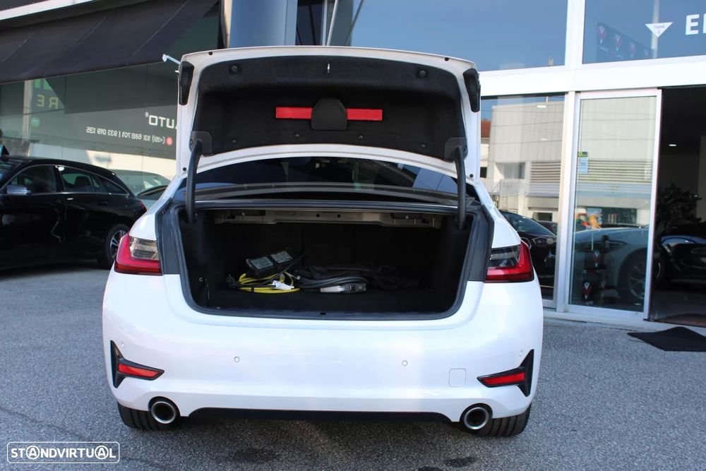 BMW 320 e Aut. Sport Line - 26