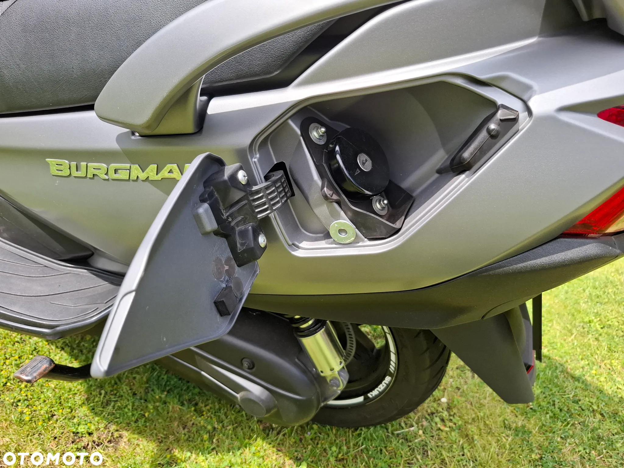 Suzuki Burgman - 20
