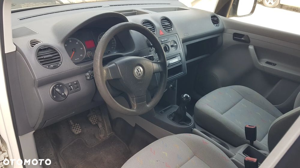 Volkswagen Caddy - 10