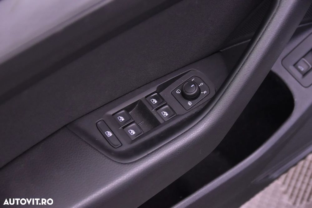 Volkswagen Passat - 14