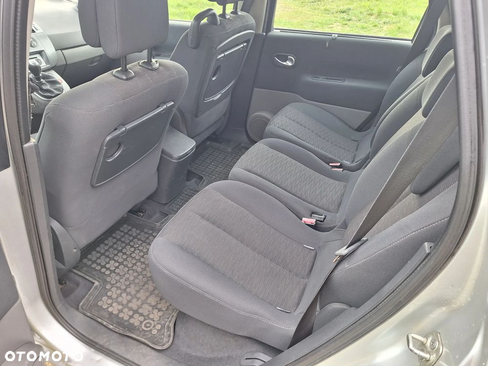 Renault Scenic - 34