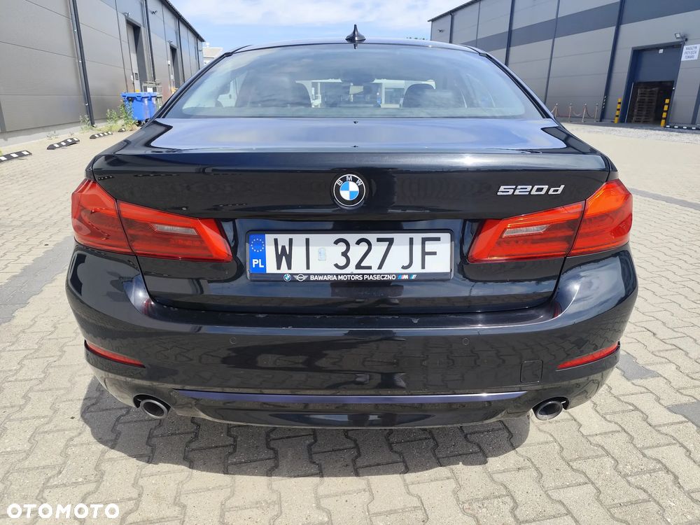 BMW Seria 5 520d Sport Line sport - 5