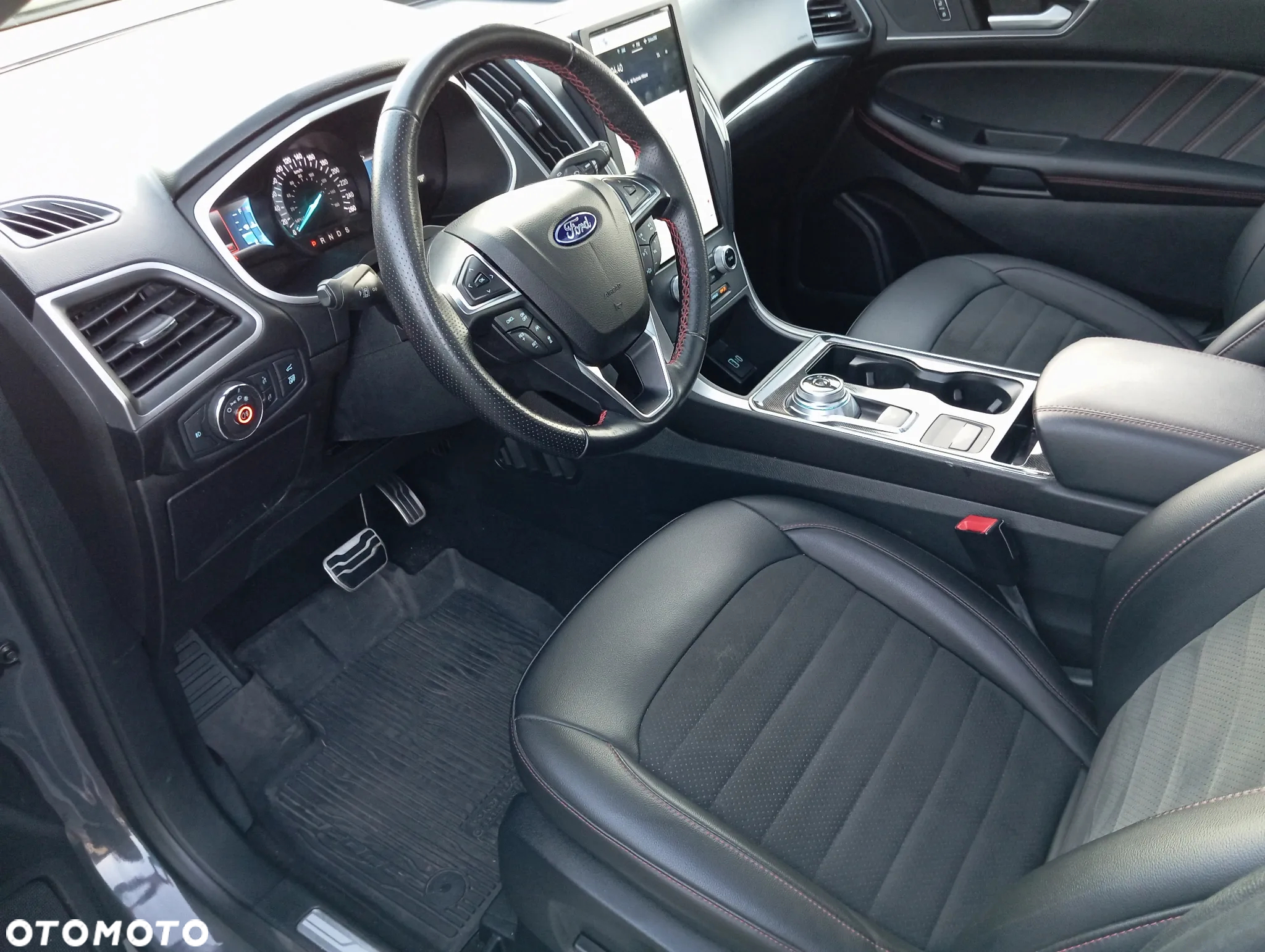 Ford Edge - 9