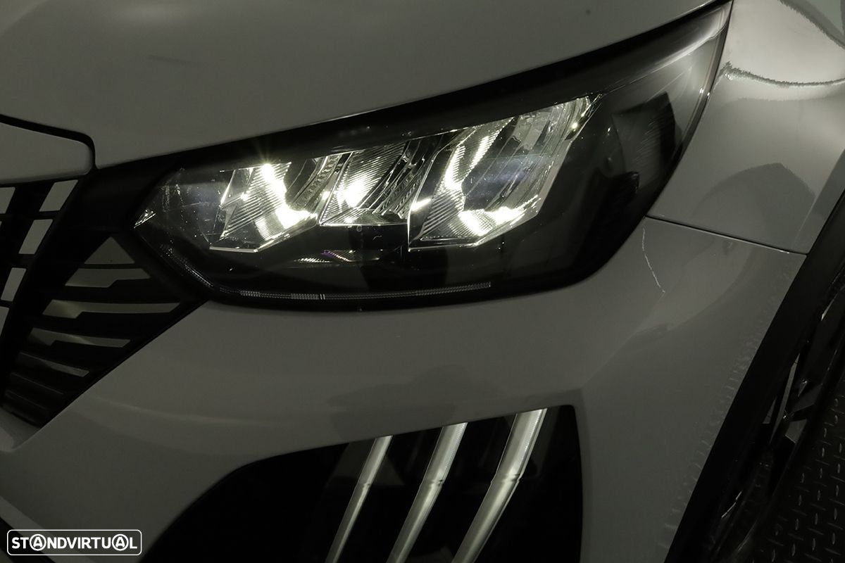 Peugeot 2008 1.2 PureTech Allure - 6