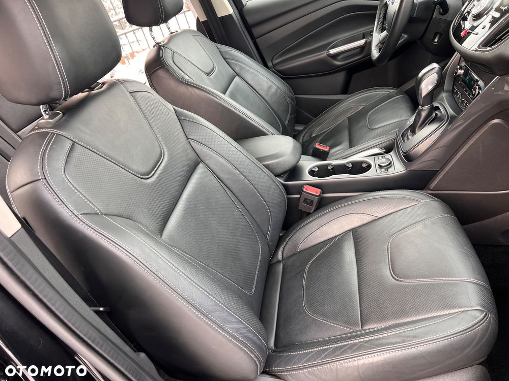 Ford Kuga 2.0 TDCi 4x4 Titanium - 24