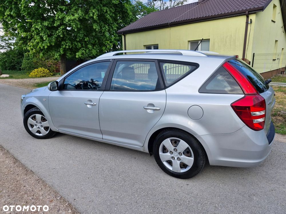 Kia Ceed 1.4 CVVT Attract - 4