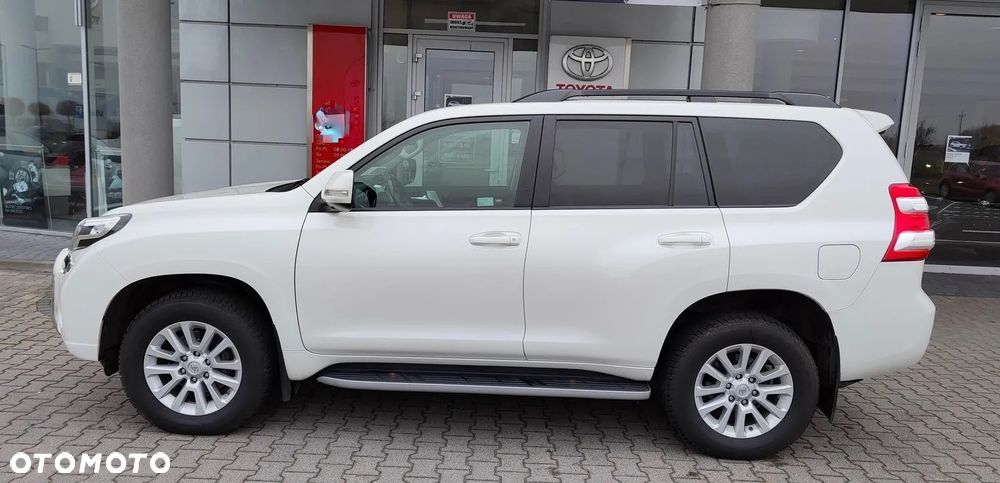 Toyota Land Cruiser LC 2.8 D-4D Executive - 3