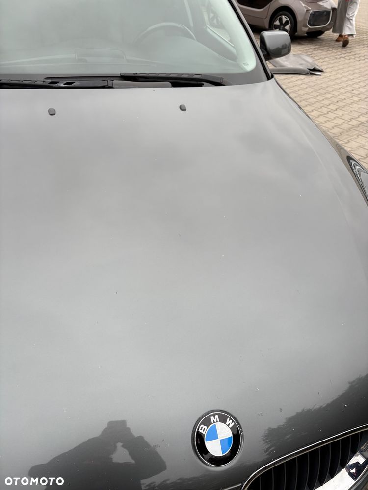 BMW Seria 5 525d - 12