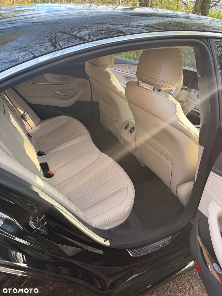 Mercedes-Benz CLS 300 d 4-Matic Avantgarde - 5