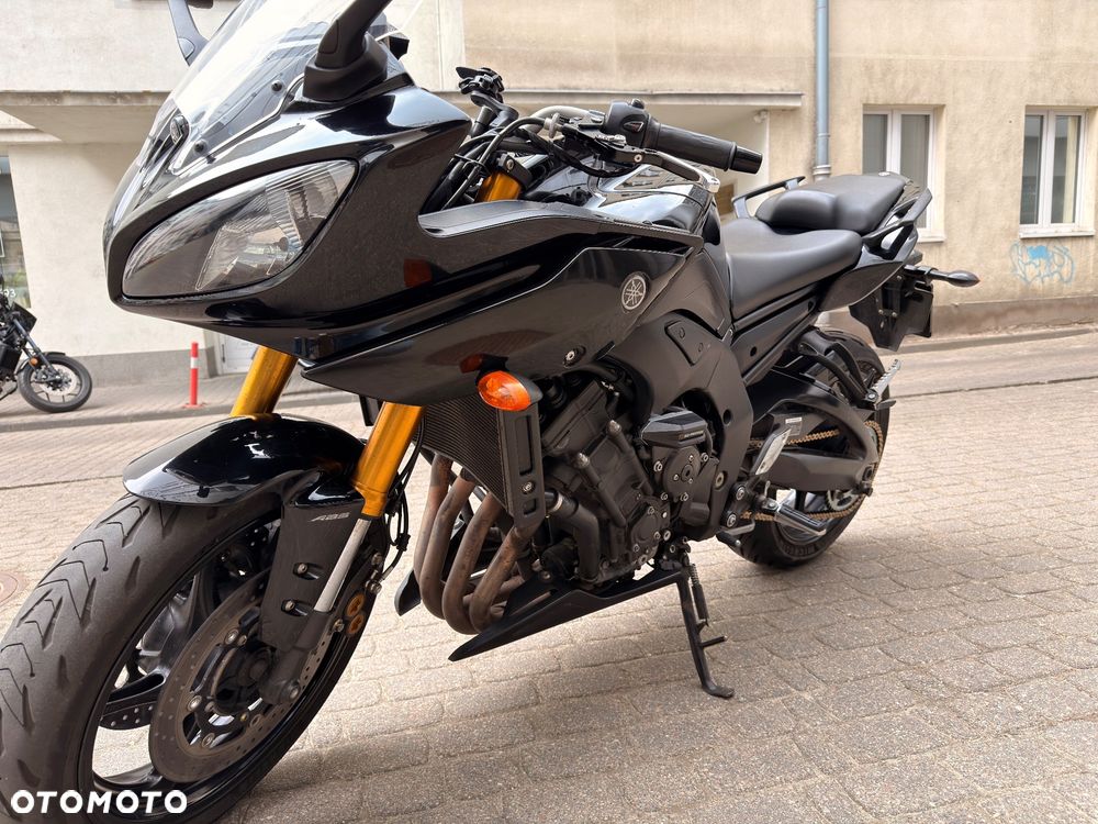 Yamaha FZ8 - 5