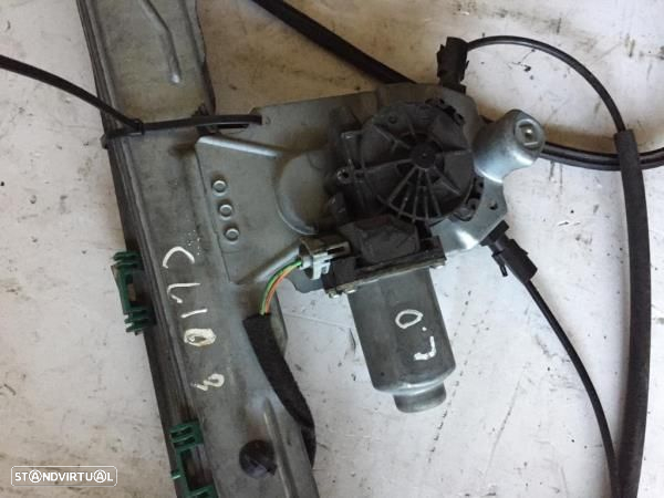 Elevador Frente Dto Renault Clio Iii Caixa (Sb_, Sr_) - 2