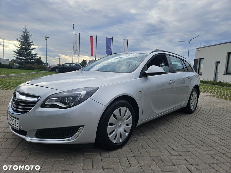 Opel Insignia - 1