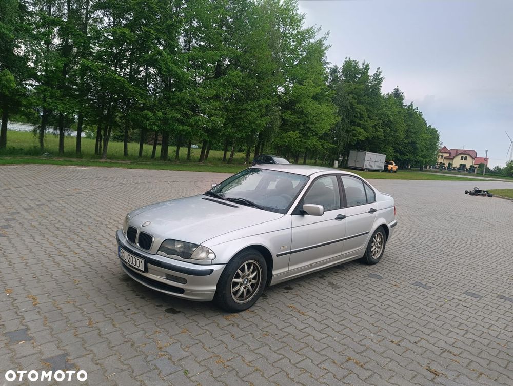 BMW Seria 3 - 1