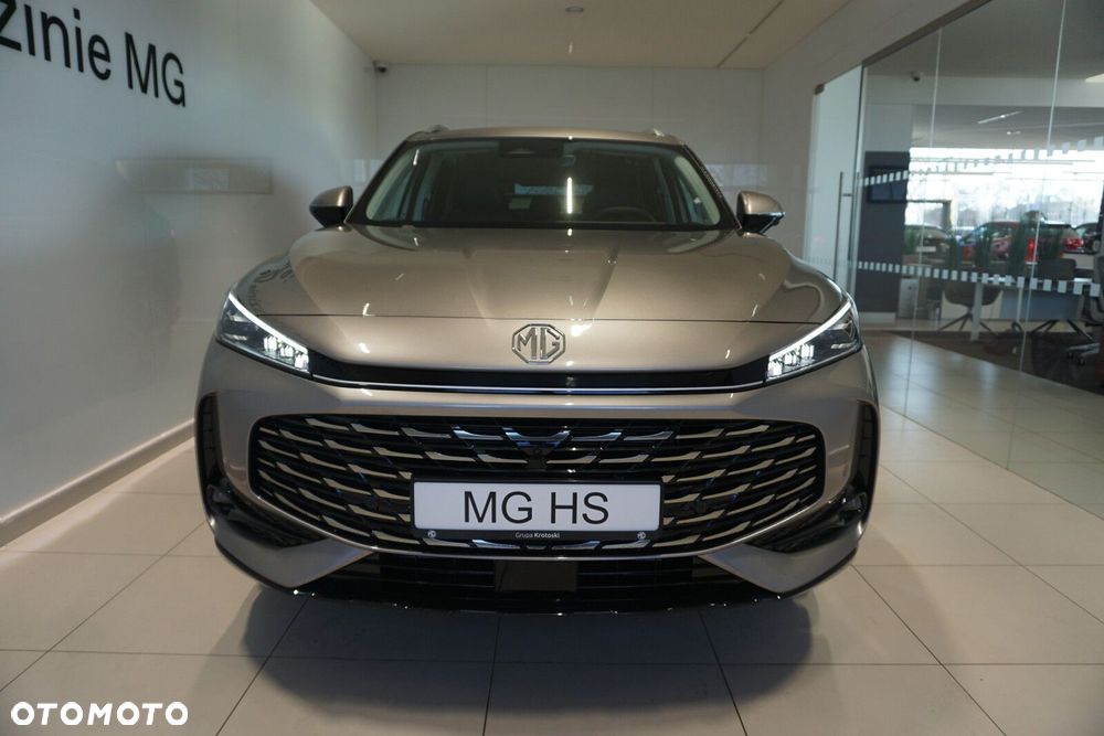 MG HS Hybrid+ - 4