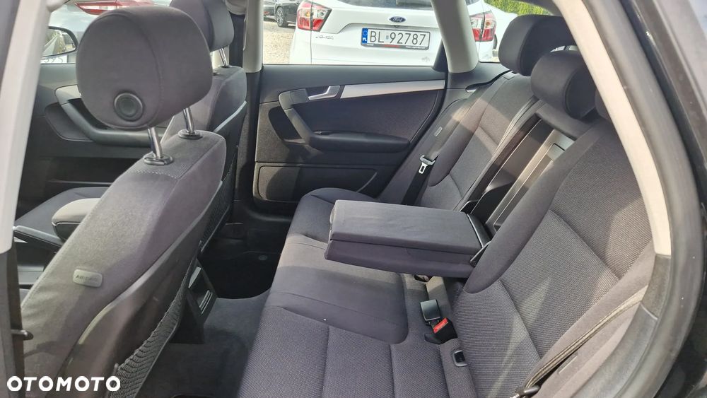 Audi A3 Sportback 1.6 FSI Attraction - 17