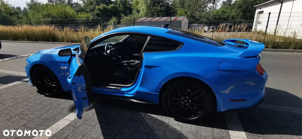 Ford Mustang - 12