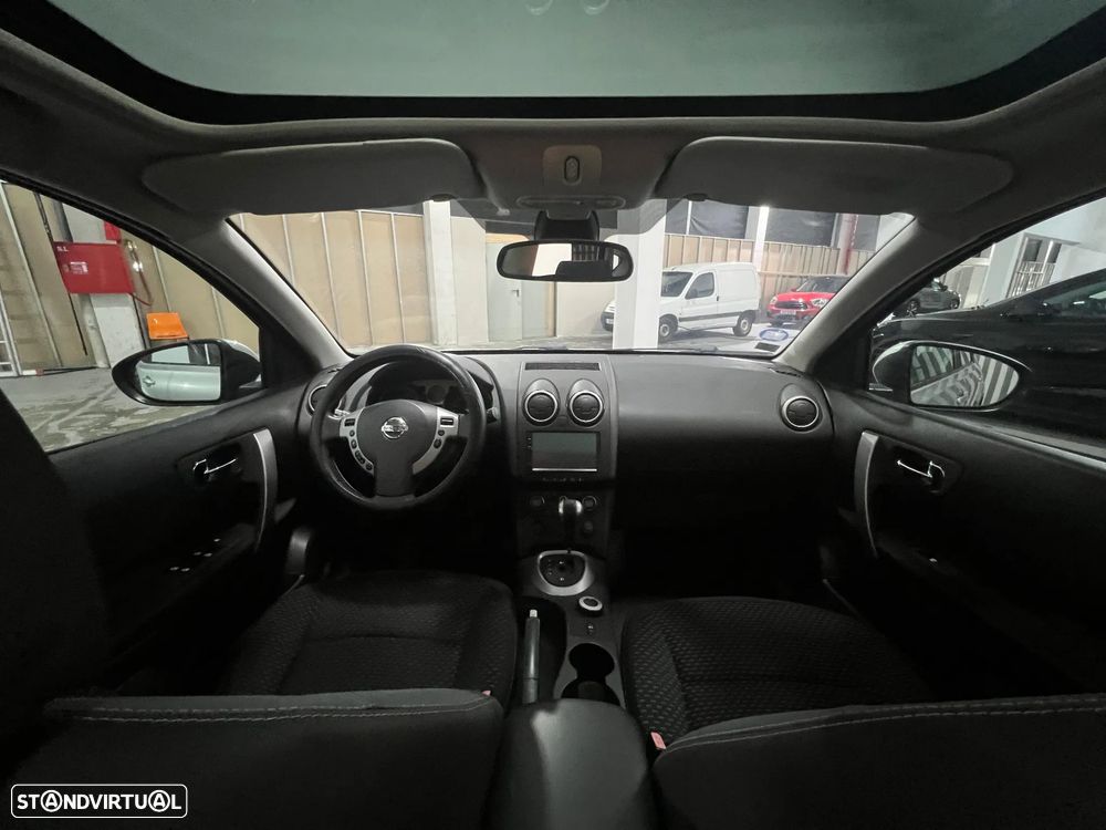 Nissan Qashqai 2.0 dCi Acenta AT FPD - 25