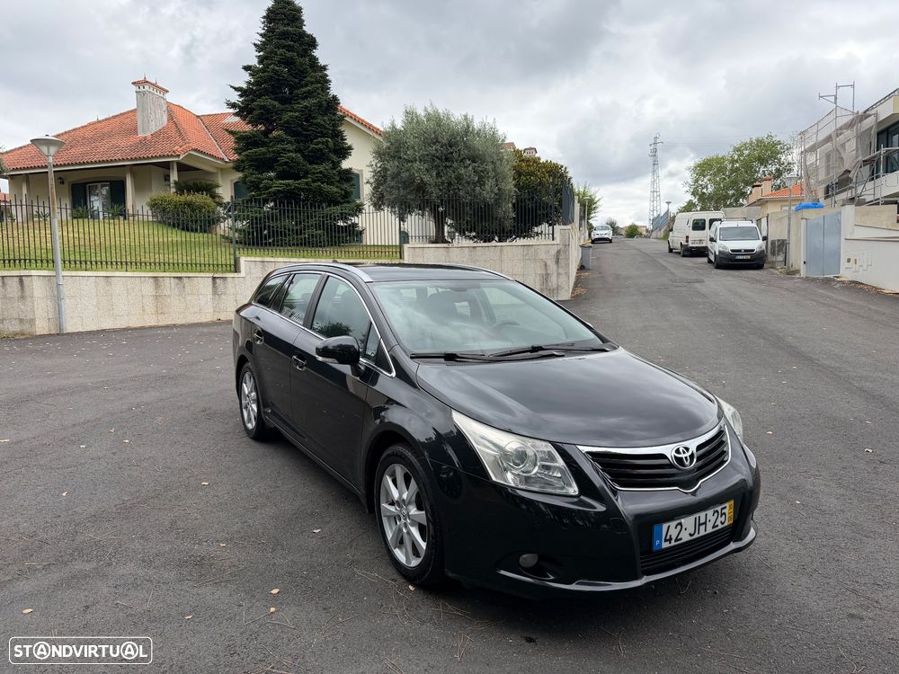 Toyota Avensis SW 2.0 D-4D - 2