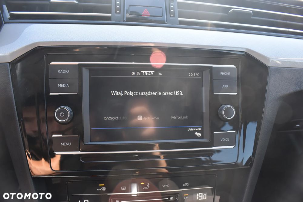 Volkswagen Passat Variant - 33