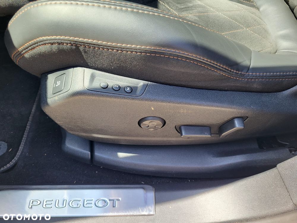 Peugeot 3008 BlueHDi 180 Stop & Start EAT6 GT - 21