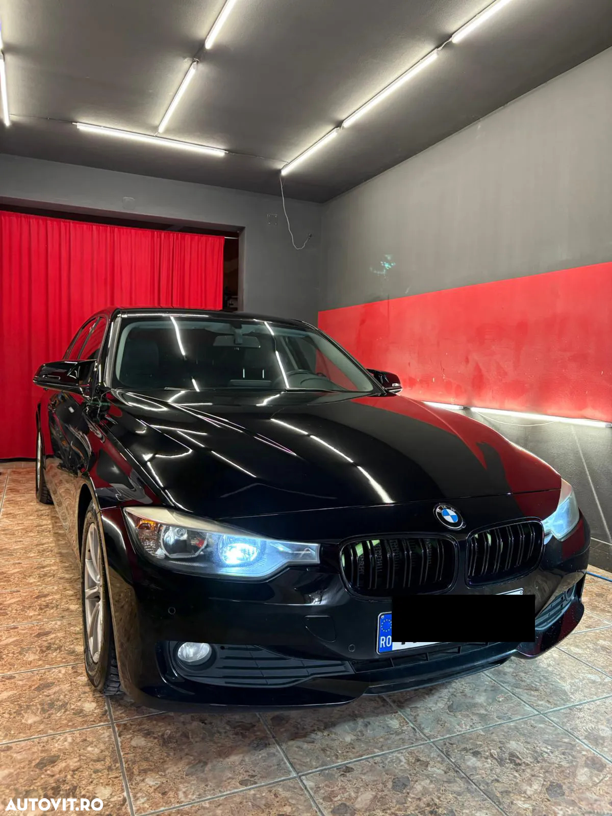 BMW Seria 3 320d EfficientDynamics Edition - 4