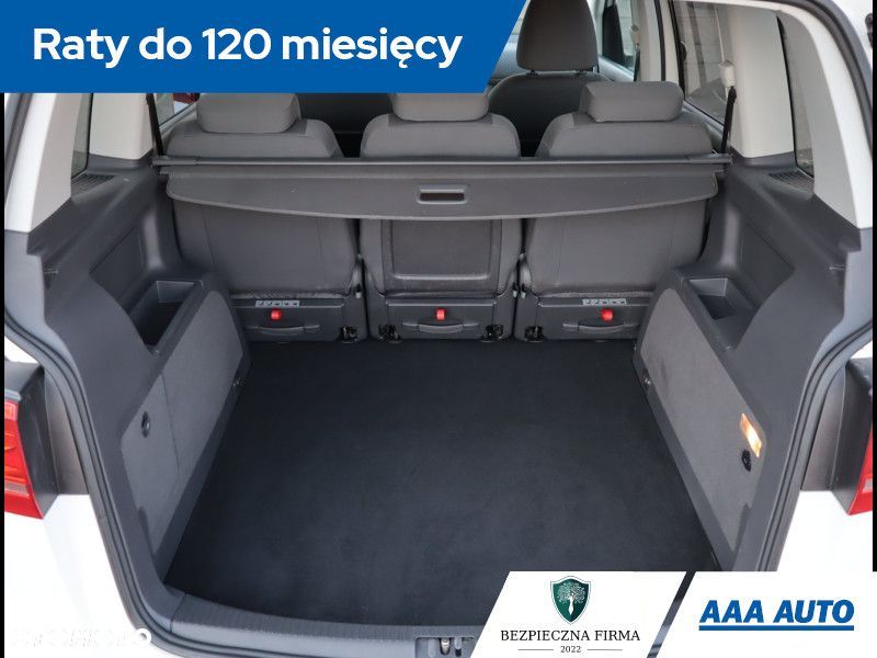 Volkswagen Touran - 16