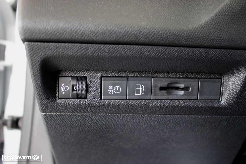 Peugeot 308 SW 1.6 Hybrid Active Pack e-EAT8 - 15