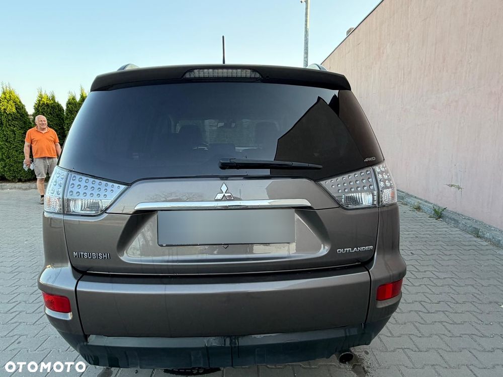Mitsubishi Outlander 2.0 Intense 2WD EU5 - 4