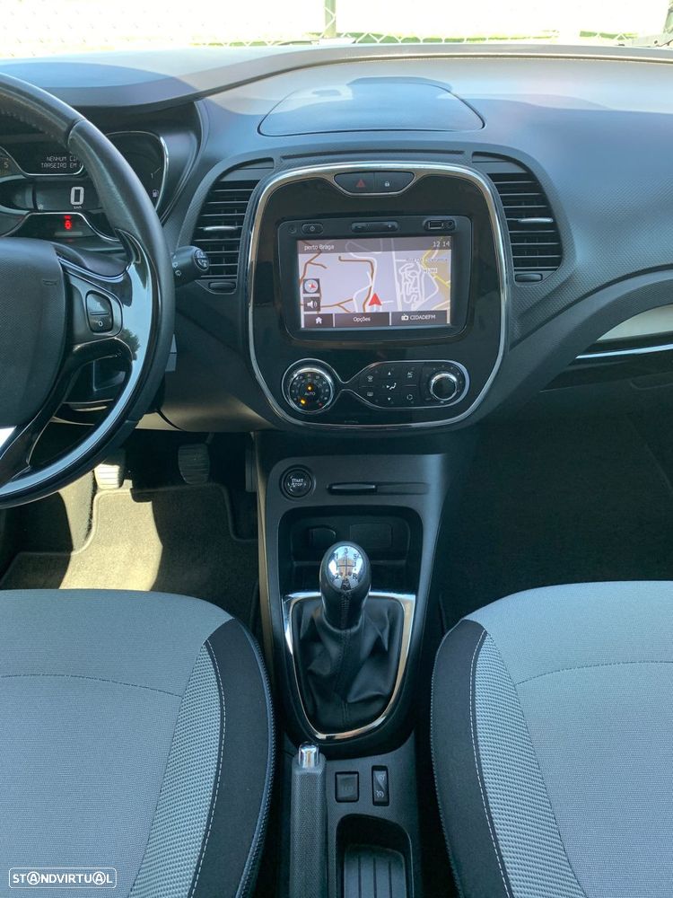 Renault Captur 1.5 dCi Exclusive - 25