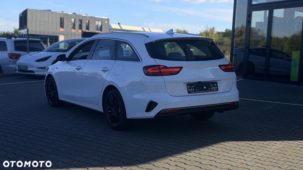 Kia Ceed - 5