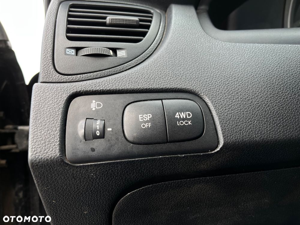 Kia Sportage 2.0 CRDI EX - 11