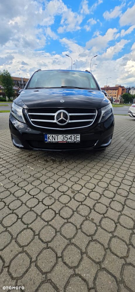 Mercedes-Benz Klasa V - 2