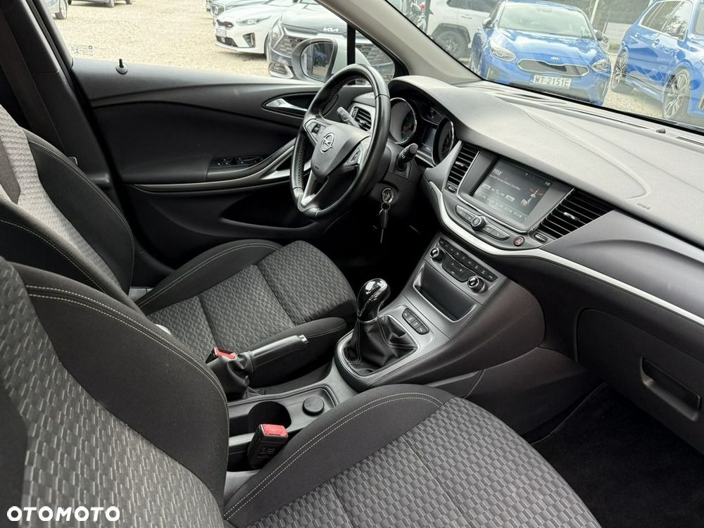 Opel Astra - 25