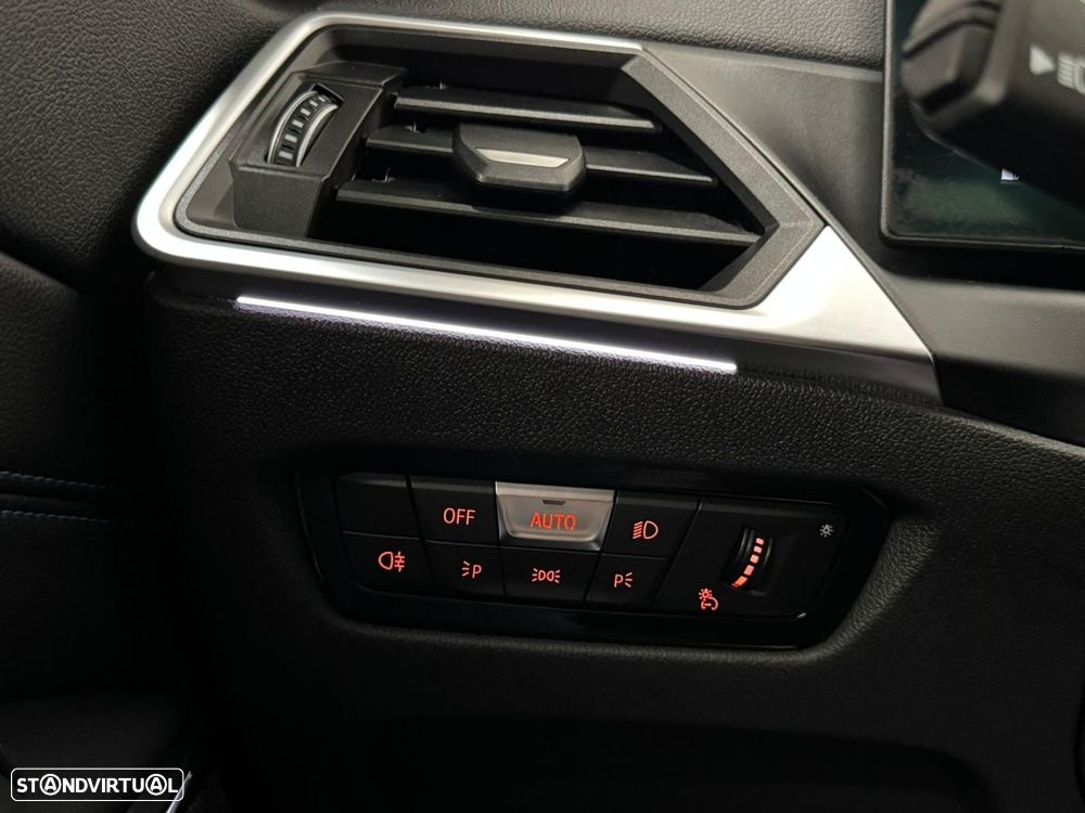 BMW 330 e Pack M Auto - 23