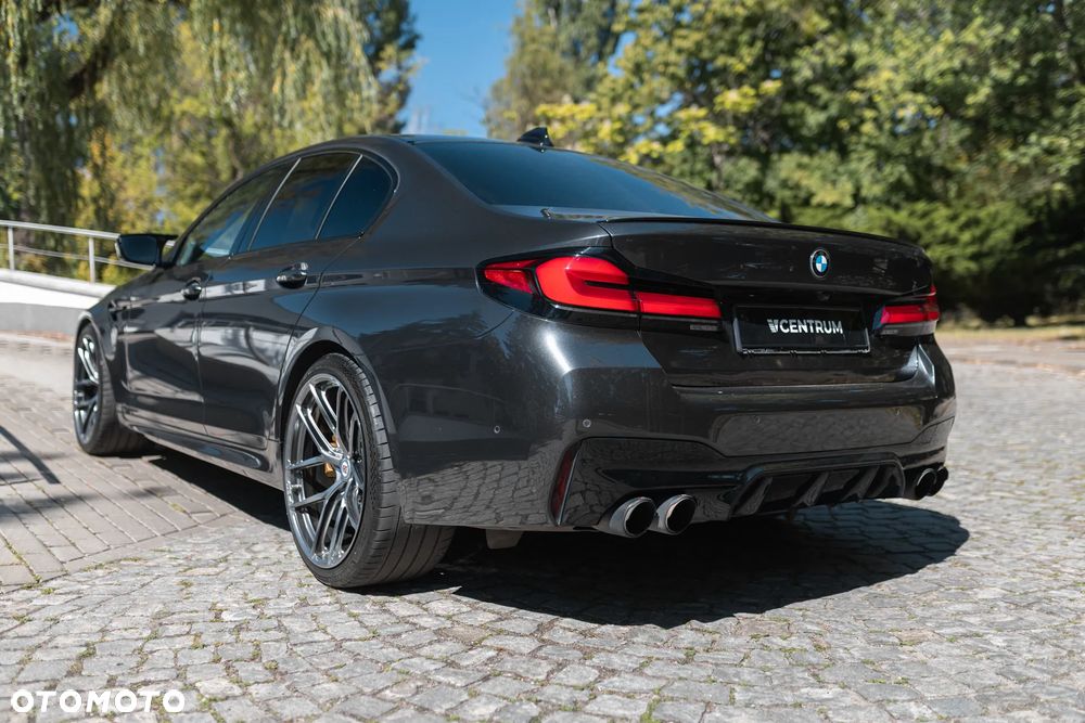 BMW M5 Competition - 10