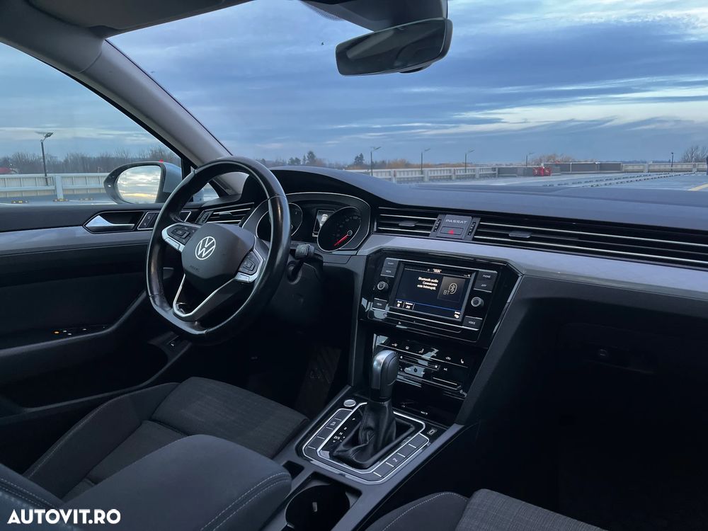 Volkswagen Passat - 18