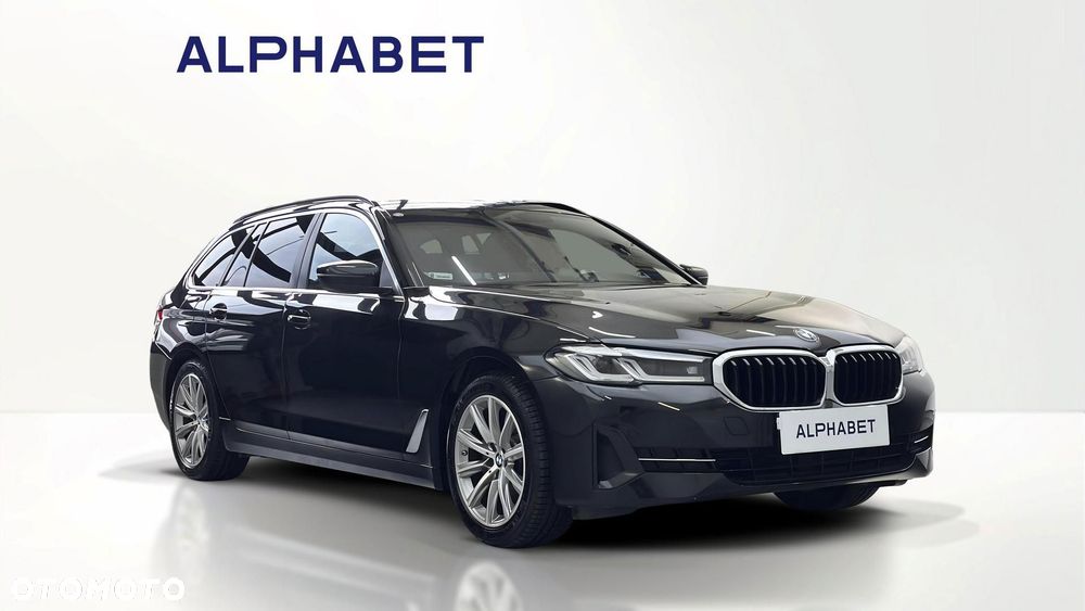 BMW Seria 5 520d xDrive mHEV - 4