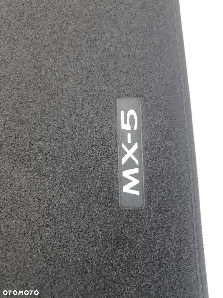 DYWANIKI ORYGINAŁ WELUR MAZDA MX-5 NG9EV0320 - 3