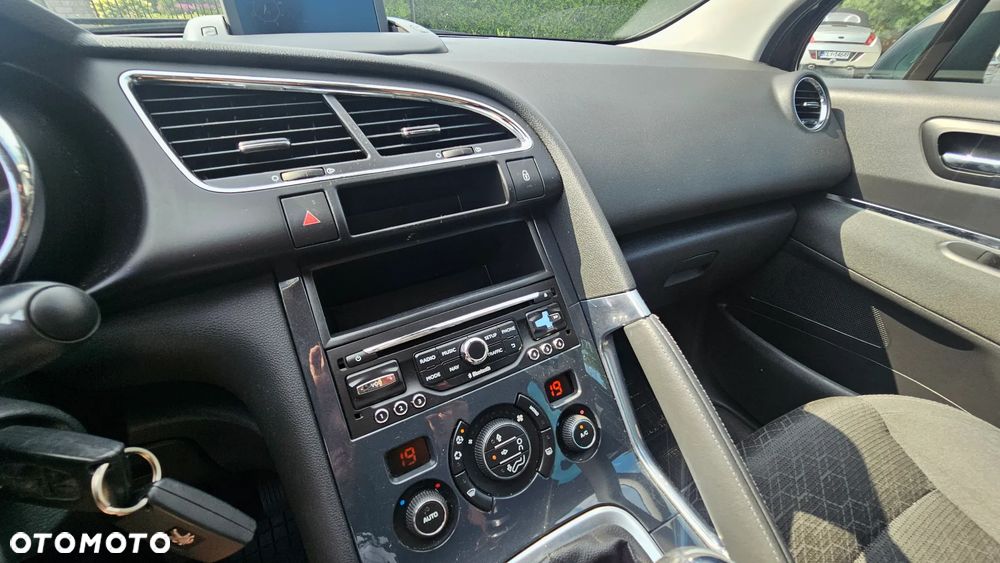 Peugeot 3008 - 15