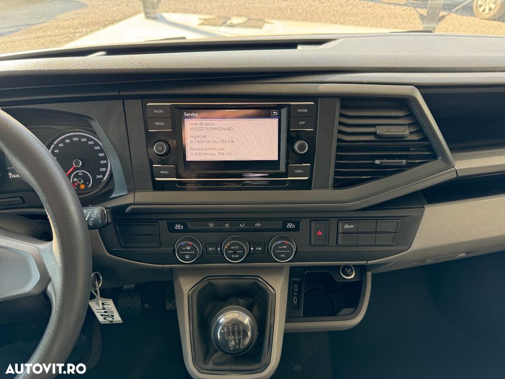 Volkswagen Caravelle T6.1 2.0 TDI 110 kW KR Highline - 22