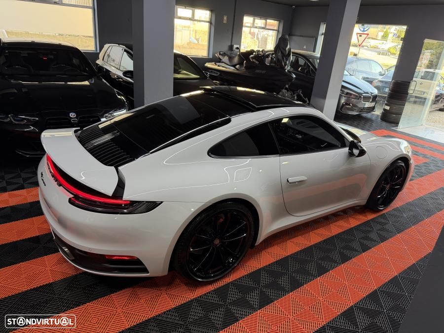 Porsche 911 (992) Carrera PDK - 42