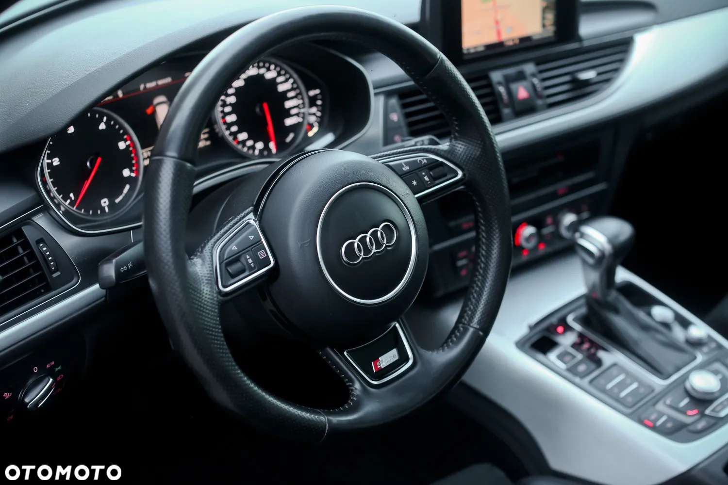 Audi A6 Avant 2.0 TDI Ultra DPF S tronic - 27