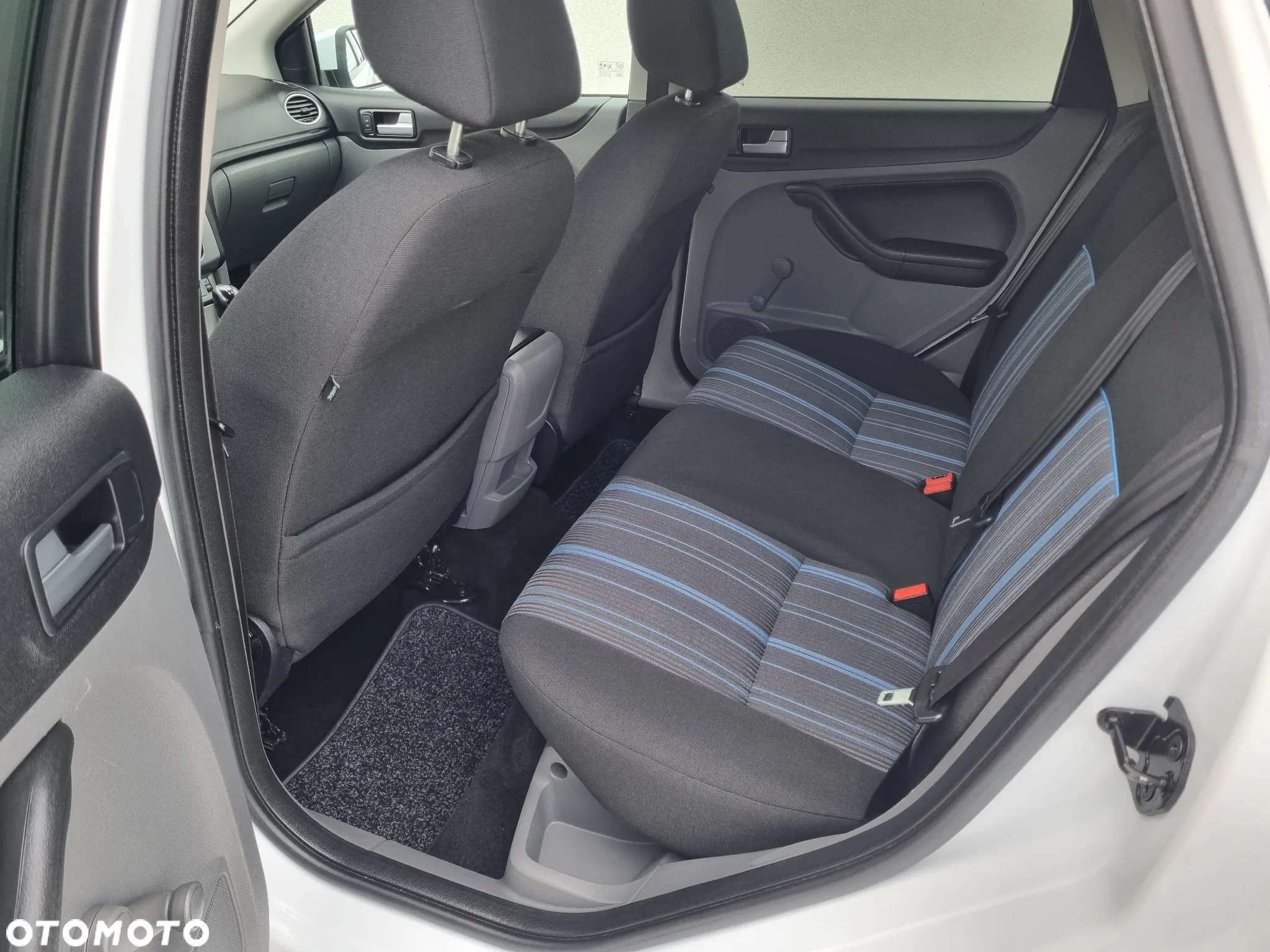 Ford Focus 1.6 TDCi Sport - 14