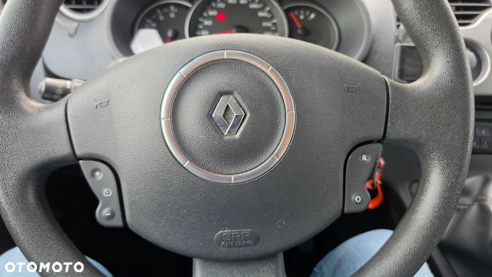Renault Kangoo 1.6 16V 105 Happy Family - 26