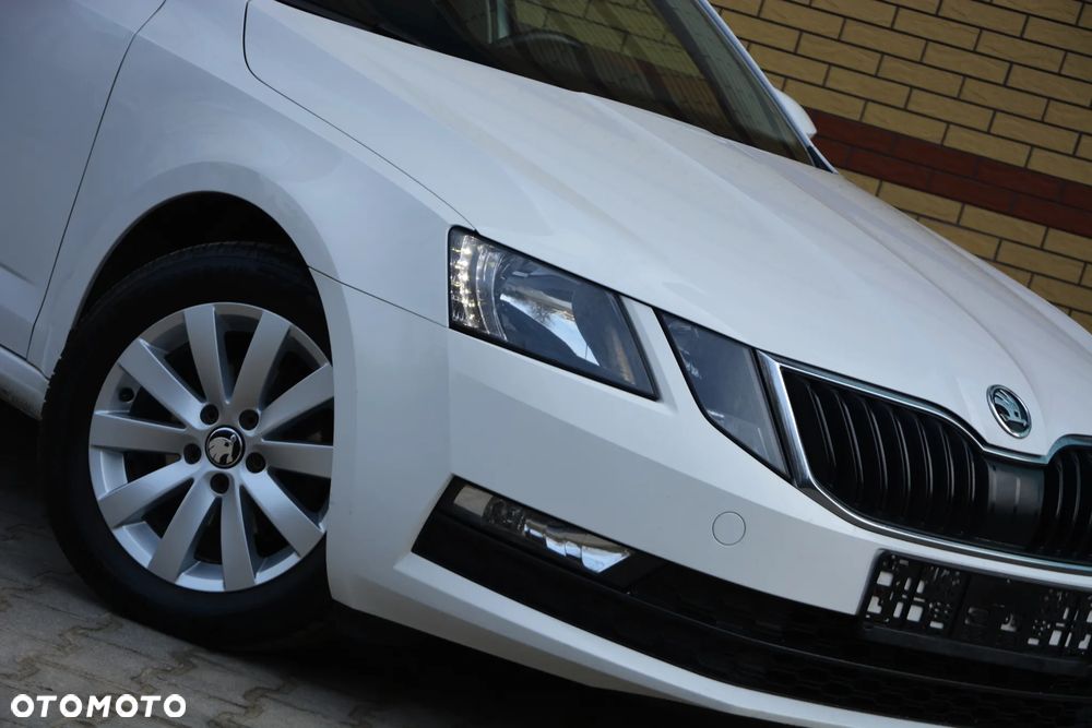 Skoda Octavia 1.6 TDI Premium Edition - 20