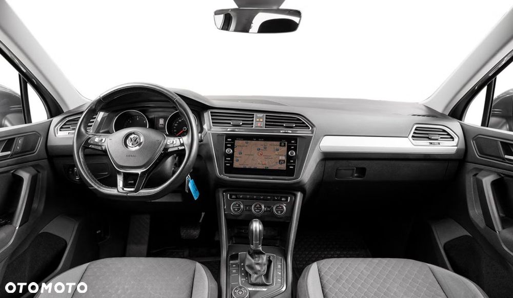 Volkswagen Tiguan 2.0 TDI SCR 4MotION DSG R-Line - 21