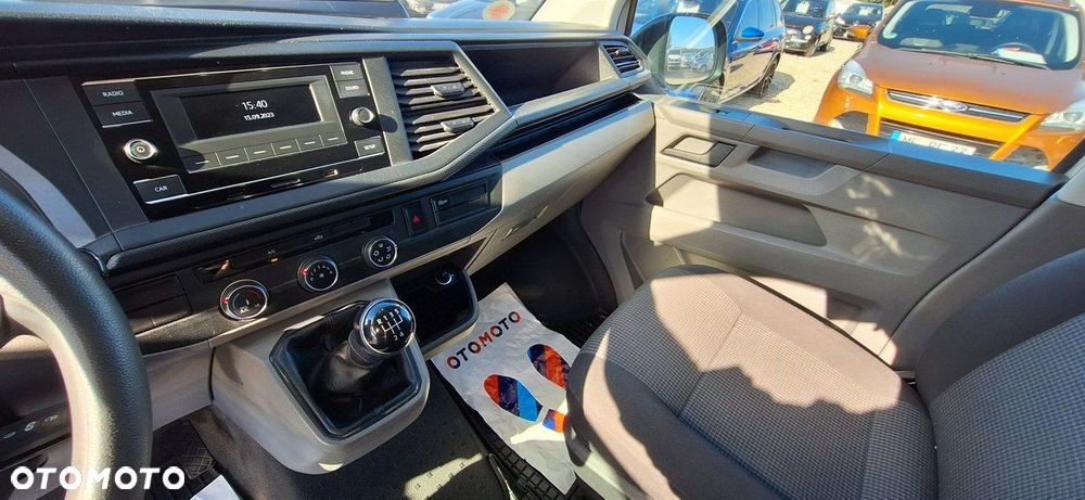 Volkswagen Transporter - 14
