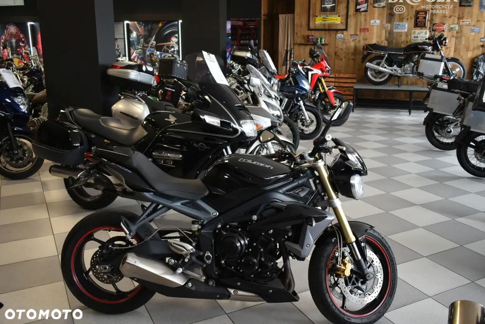 Triumph Street Triple - 41