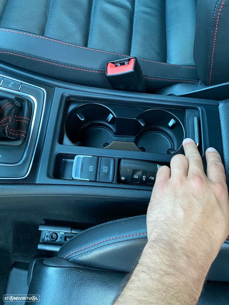 VW Golf 2.0 GTi DSG Edition 30 - 10