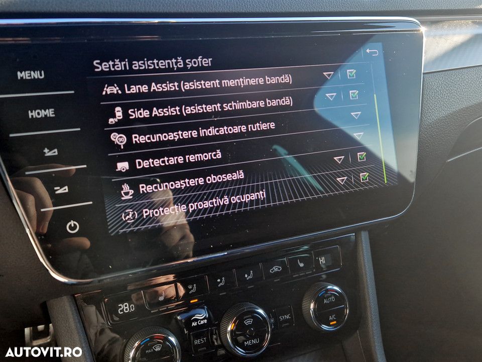 Skoda Superb 2.0 TDI DSG Sportline - 22